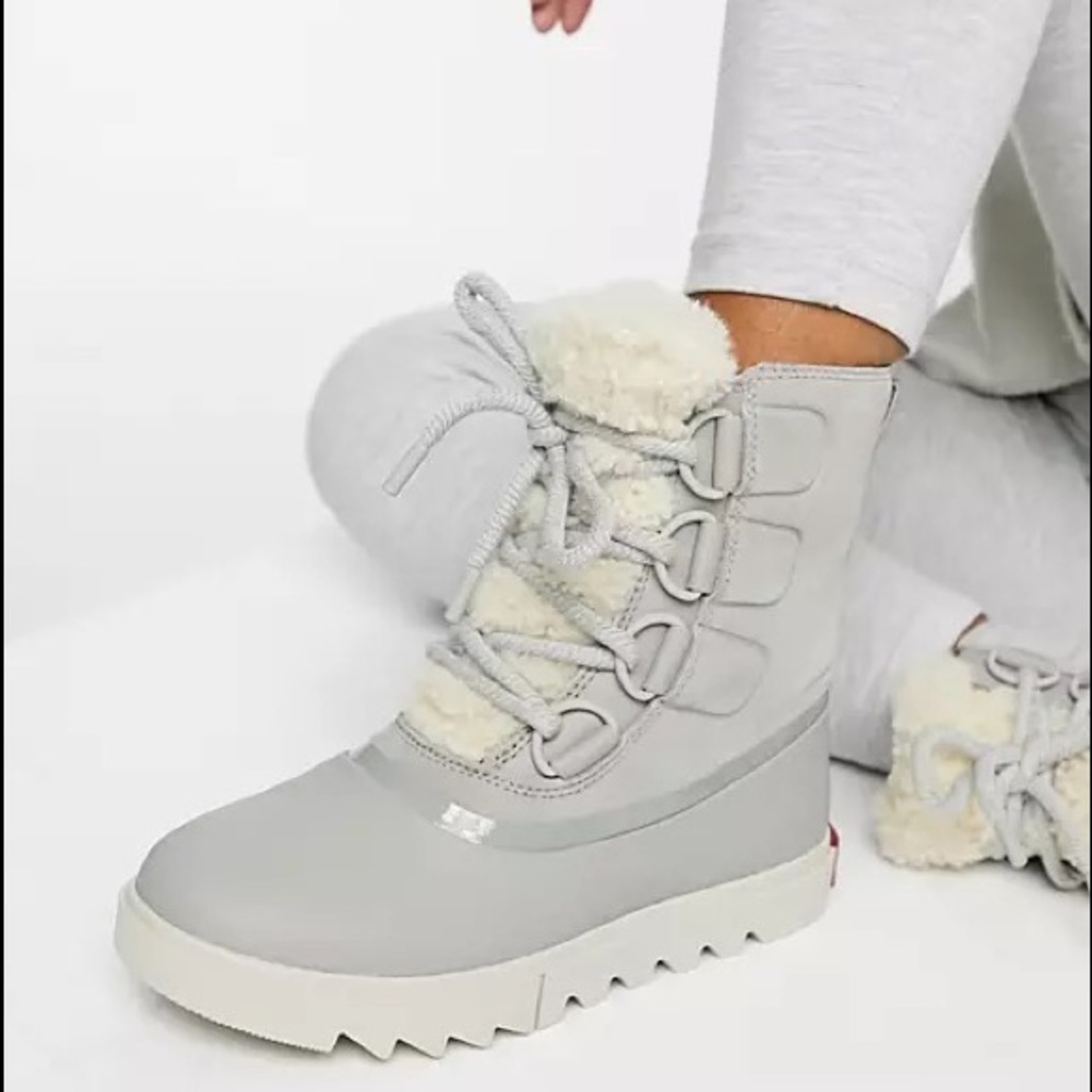 Sorel Joan of Artic next lite dove gray NWT 8.5 - Picture 3 of 10
